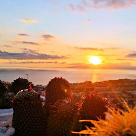 Wonderful View, Huge Terrace Solarium, Private Parking Daire Costa Adeje  Dış mekan fotoğraf
