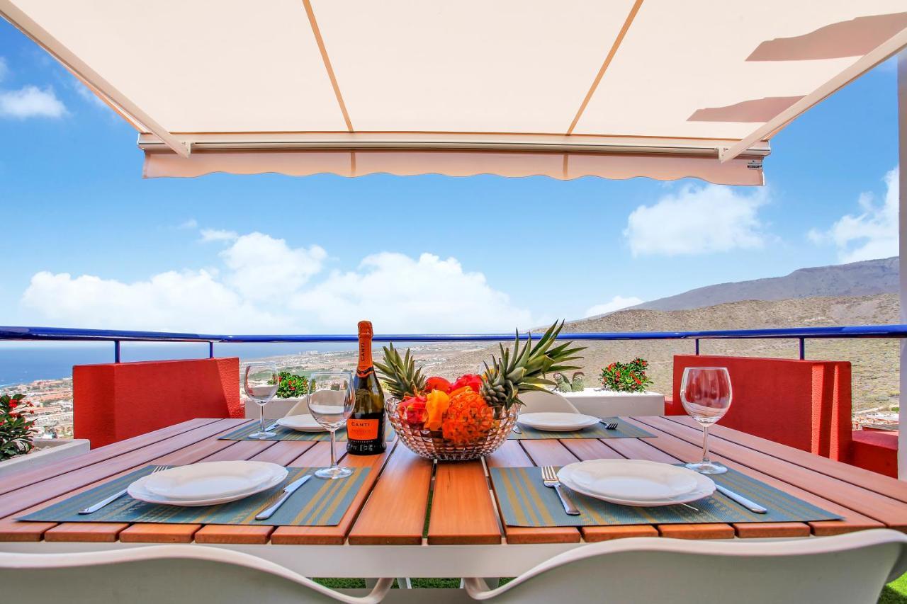 Wonderful View, Huge Terrace Solarium, Private Parking Daire Costa Adeje  Dış mekan fotoğraf
