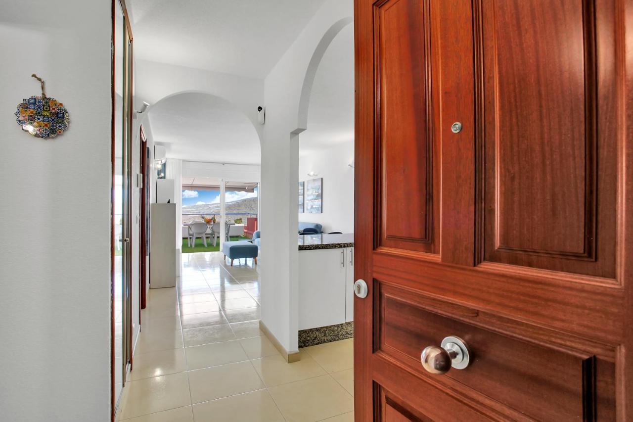 Wonderful View, Huge Terrace Solarium, Private Parking Daire Costa Adeje  Dış mekan fotoğraf